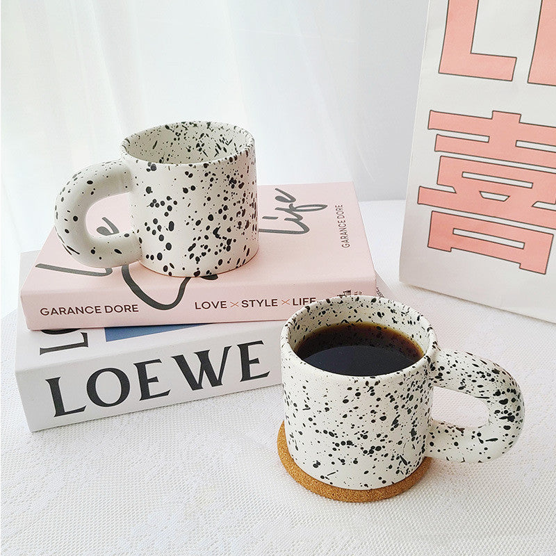 Simone Black and White Chubby Mug