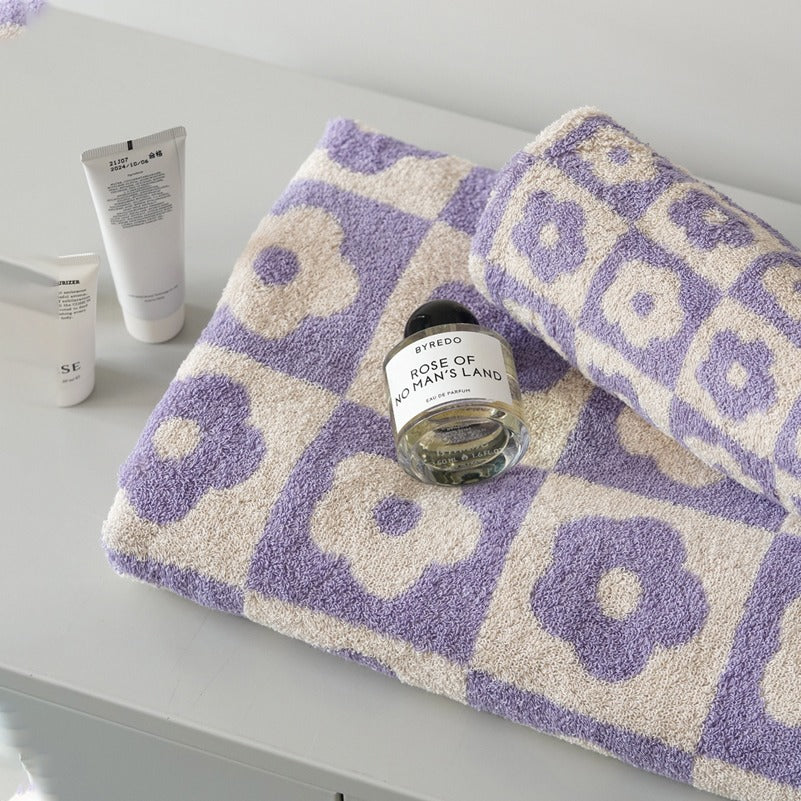 Janis Flower Towel